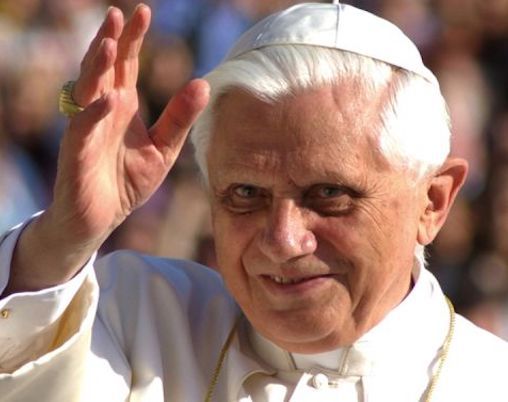 Pope_Benedict_XVI_at_the_Wednesday_General_Audience_in_St_Peters_Square_on_Sept_11_2005_Credit___LOsservatore_Romano_CNA_6_16_15.jpg