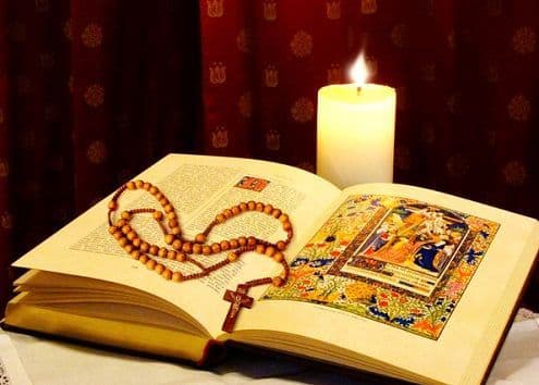 Por-que-celebrar-o-mes-da-Biblia (1).jpg